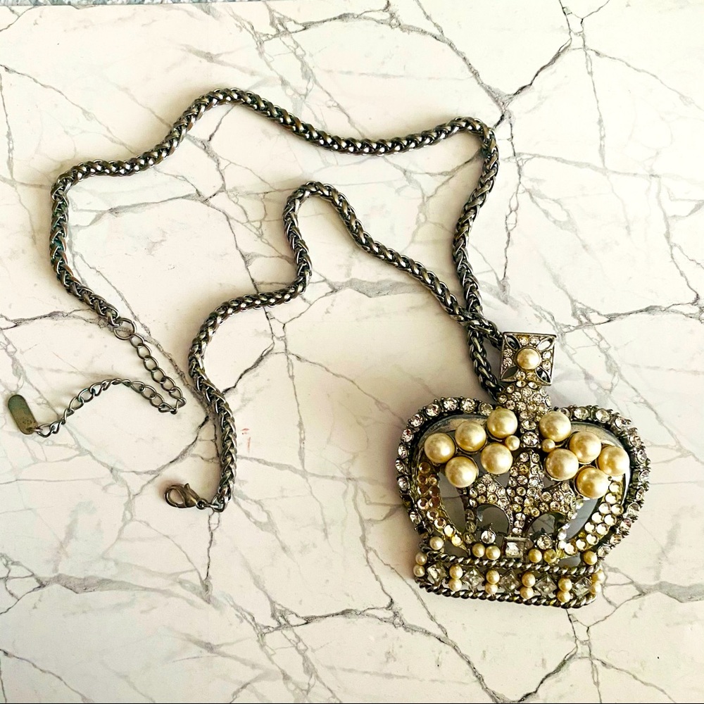 Crown necklace